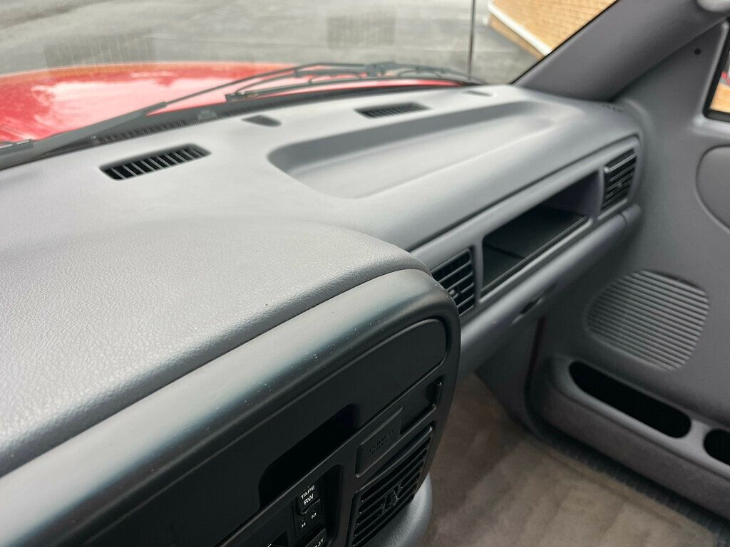 1997 Dodge Ram 1500 Reg Cab 135" WB 4WD - 23004653 - 12