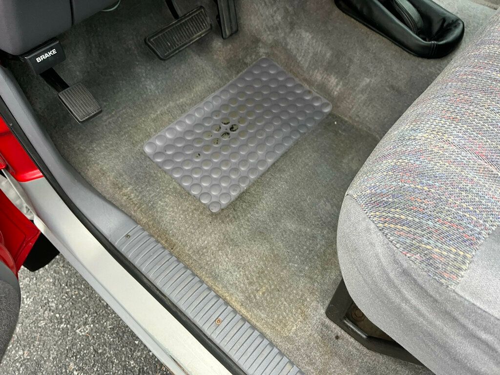 1997 Dodge Ram 1500 Reg Cab 135" WB 4WD - 23004653 - 17