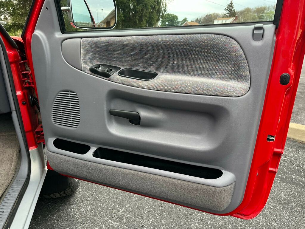 1997 Dodge Ram 1500 Reg Cab 135" WB 4WD - 23004653 - 29