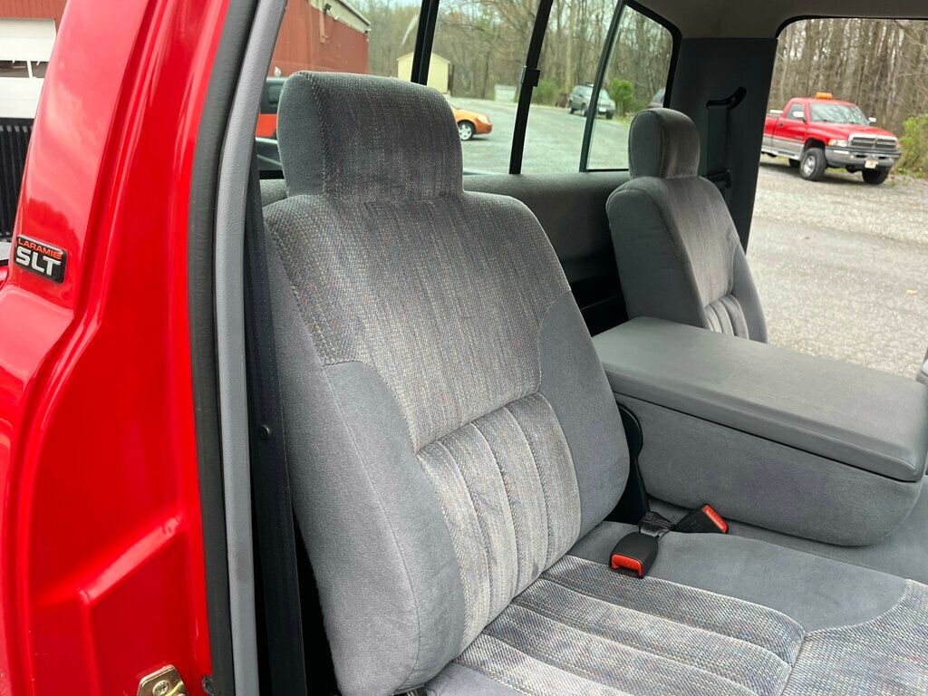 1997 Dodge Ram 1500 Reg Cab 135" WB 4WD - 23004653 - 31