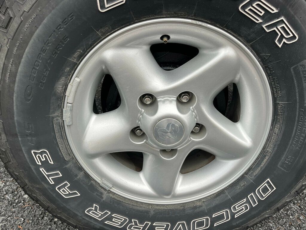 1997 Dodge Ram 1500 Reg Cab 135" WB 4WD - 23004653 - 36