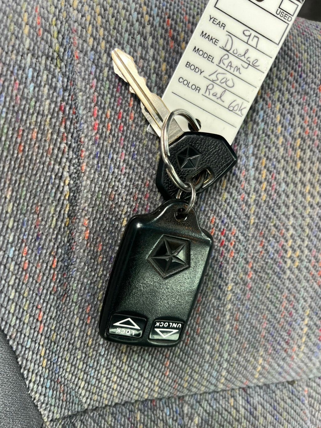 1997 Dodge Ram 1500 Reg Cab 135" WB 4WD - 23004653 - 50