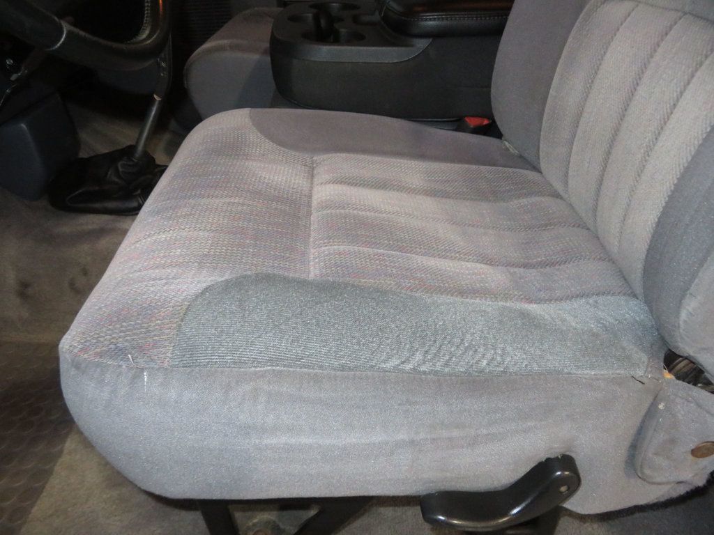 1997 Dodge Ram 2500 EXTRA CLEAN CLUBCAB 5.9 CUMMINS DIESEL 5SPEED MANUAL  - 22938793 - 18