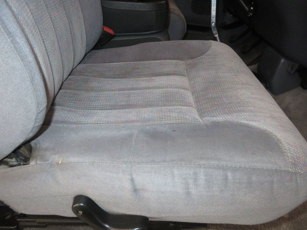 1997 Dodge Ram 2500 EXTRA CLEAN CLUBCAB 5.9 CUMMINS DIESEL 5SPEED MANUAL  - 22938793 - 24