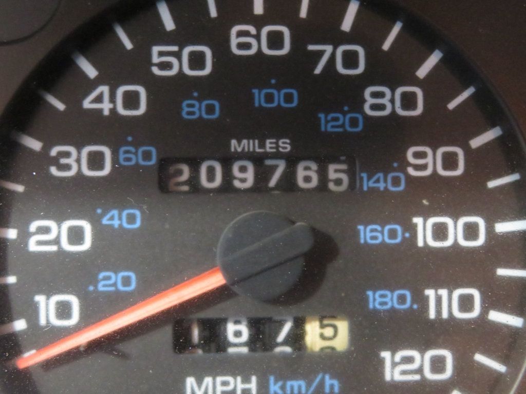 1997 Dodge Ram 2500 EXTRA CLEAN CLUBCAB 5.9 CUMMINS DIESEL 5SPEED MANUAL  - 22938793 - 28