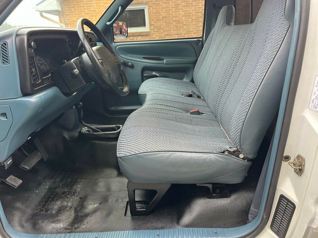 1997 Dodge Ram 2500 Legendary 12 Valve Cummins Turbo Diesel Regular Cab Long bed 4x4 - 23001274 - 49