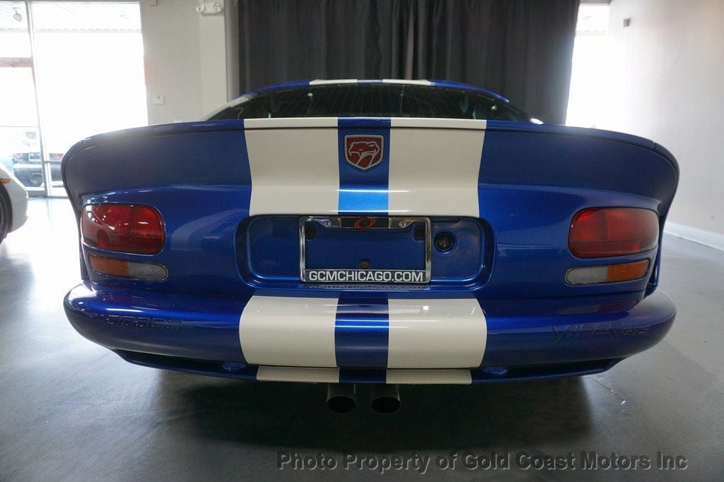 1997 Dodge Viper GTS *Viper GTS* *Blue w/ White Stripes* *6-Speed Manual* - 21971118 - 14