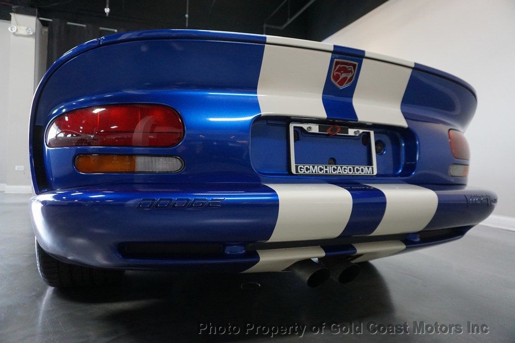1997 Dodge Viper GTS *Viper GTS* *Blue w/ White Stripes* *6-Speed Manual* - 21971118 - 48