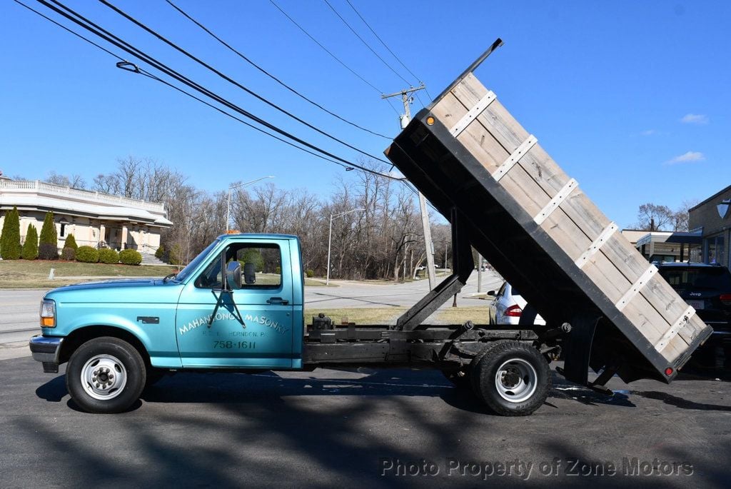 1997 Ford F350  - 22792181 | Video 1