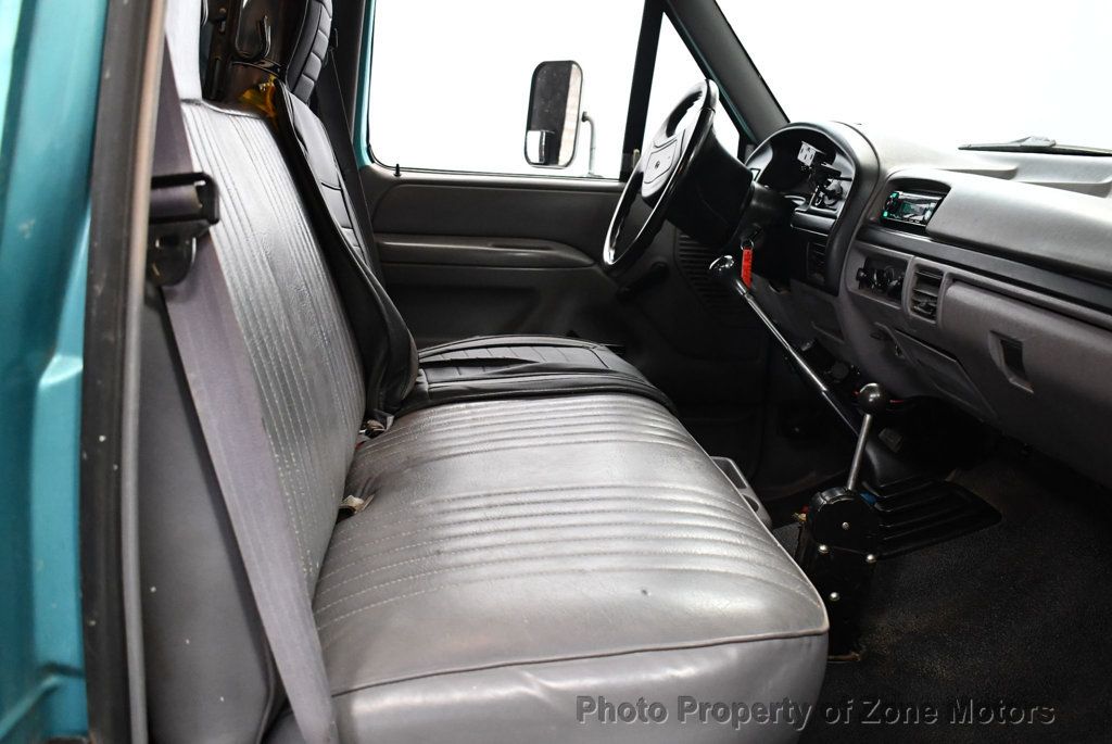 1997 Ford F-350 photo 17