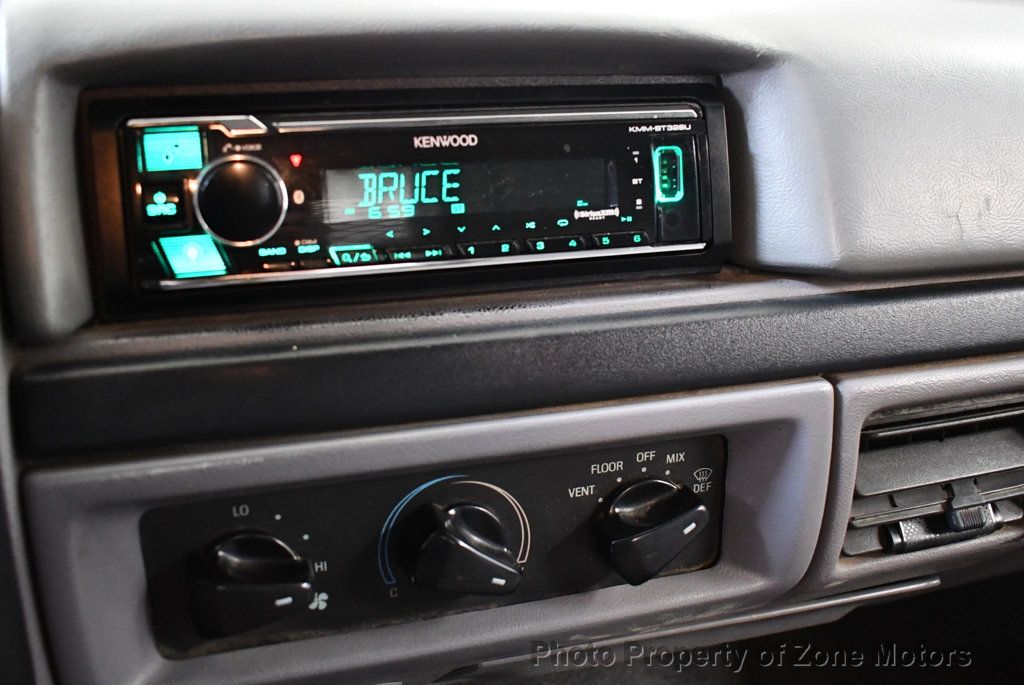 1997 Ford F-350 photo 9
