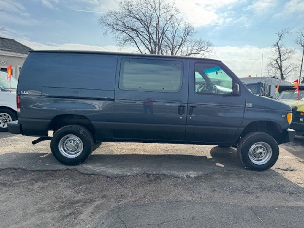 1997 Ford QUIGLEY FOUR WHEEL DRIVE E250 VAN MULTIPLE USES - 22276243 - 0