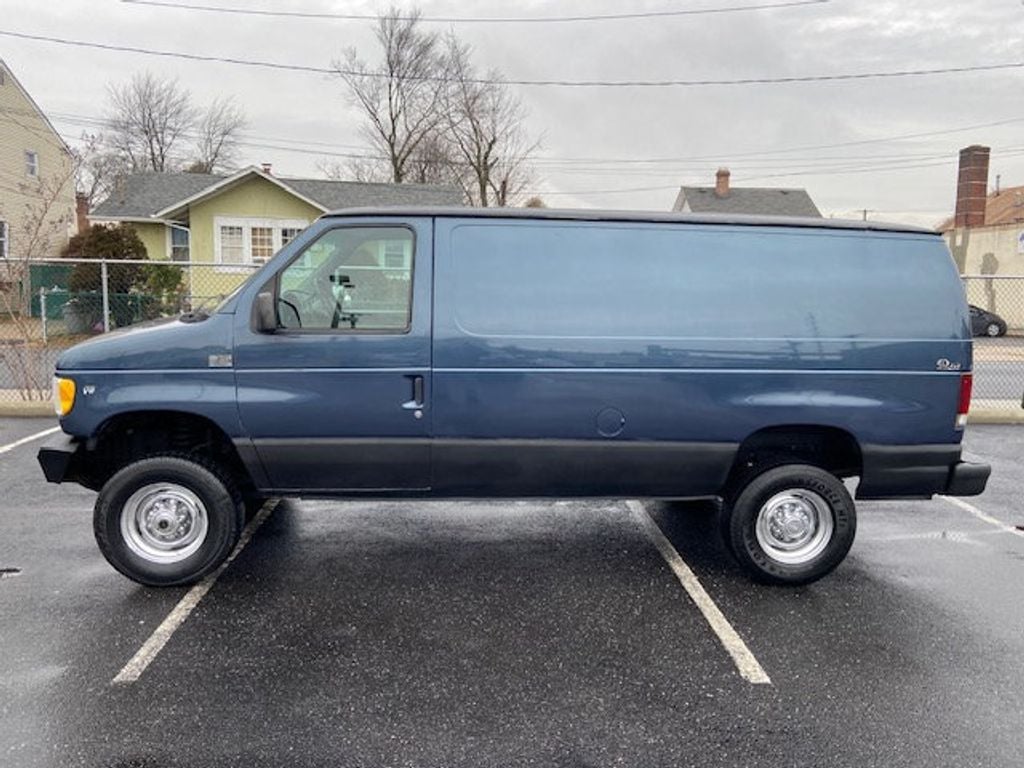 1997 Ford QUIGLEY FOUR WHEEL DRIVE E250 VAN MULTIPLE USES - 22276243 - 12