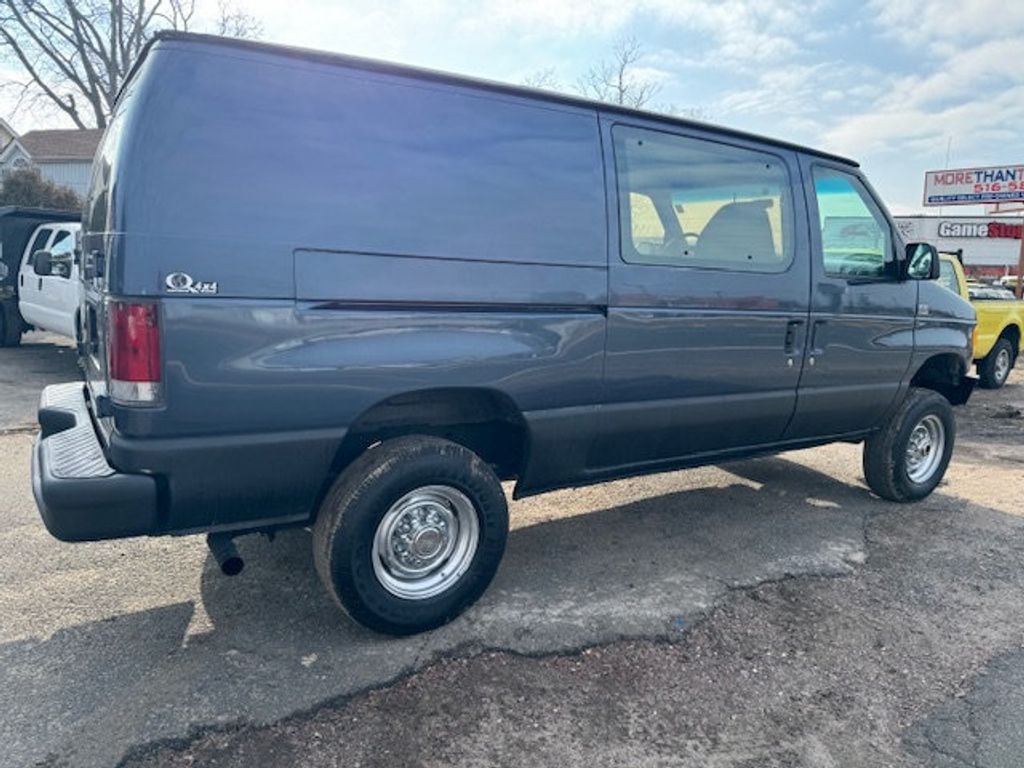 1997 Ford QUIGLEY FOUR WHEEL DRIVE E250 VAN MULTIPLE USES - 22276243 - 4