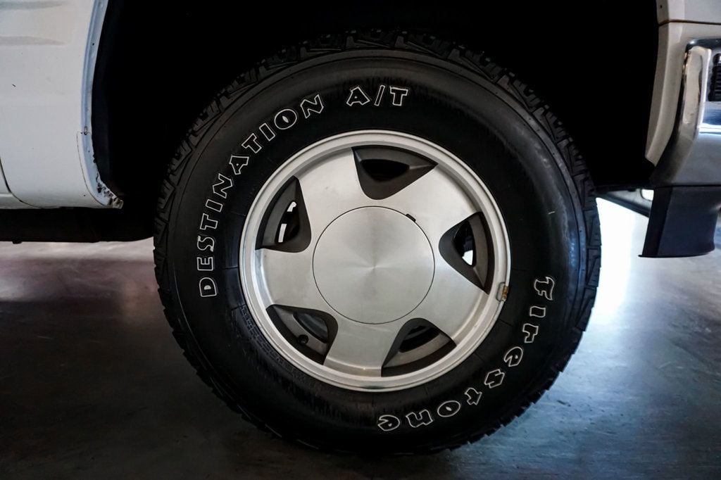 1997 GMC SIERRA - Image 40