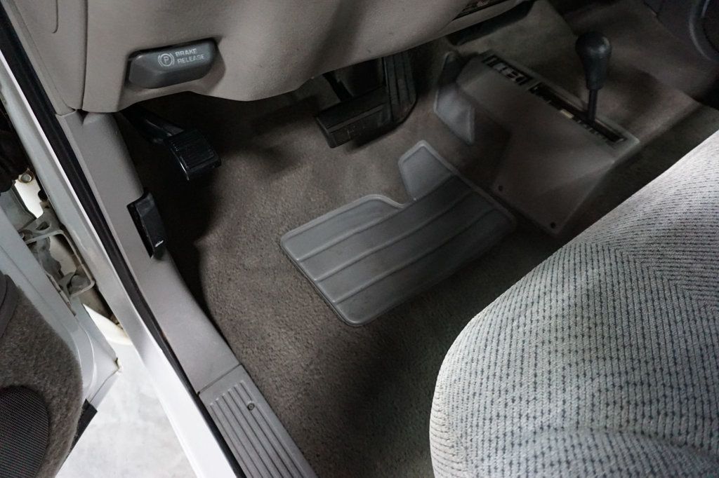 1997 GMC SIERRA - Image 82