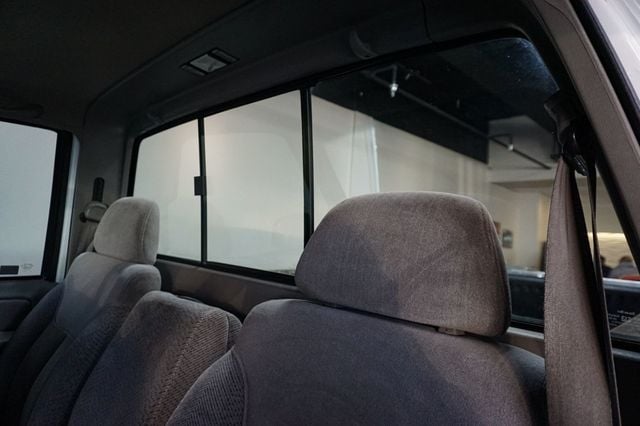 1997 GMC Sierra 1500 *Reg Cab Sportside 1500 SLE Z71 4WD* *1SC Pkg* *Cali-Truck*   - 22962614 - 86