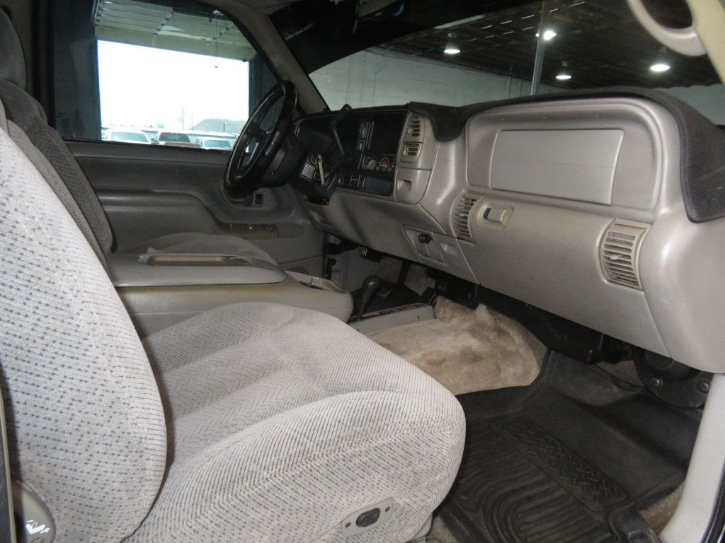 1997 Gmc Yukon 1500 photo 21
