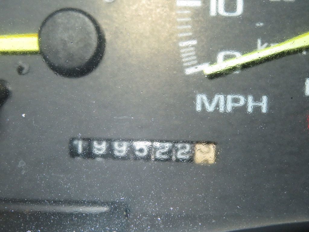 1997 Gmc Yukon 1500 photo 26