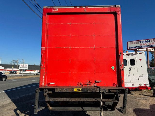 1997 Isuzu FTR 18 FOOT BOX TRUCK WITH LIFTGATE NON CDL MULTIPLE USES - 22237792 - 13