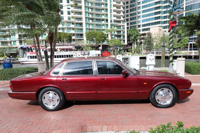 1997 Jaguar XJ 4dr Sedan - 22959972 - 21