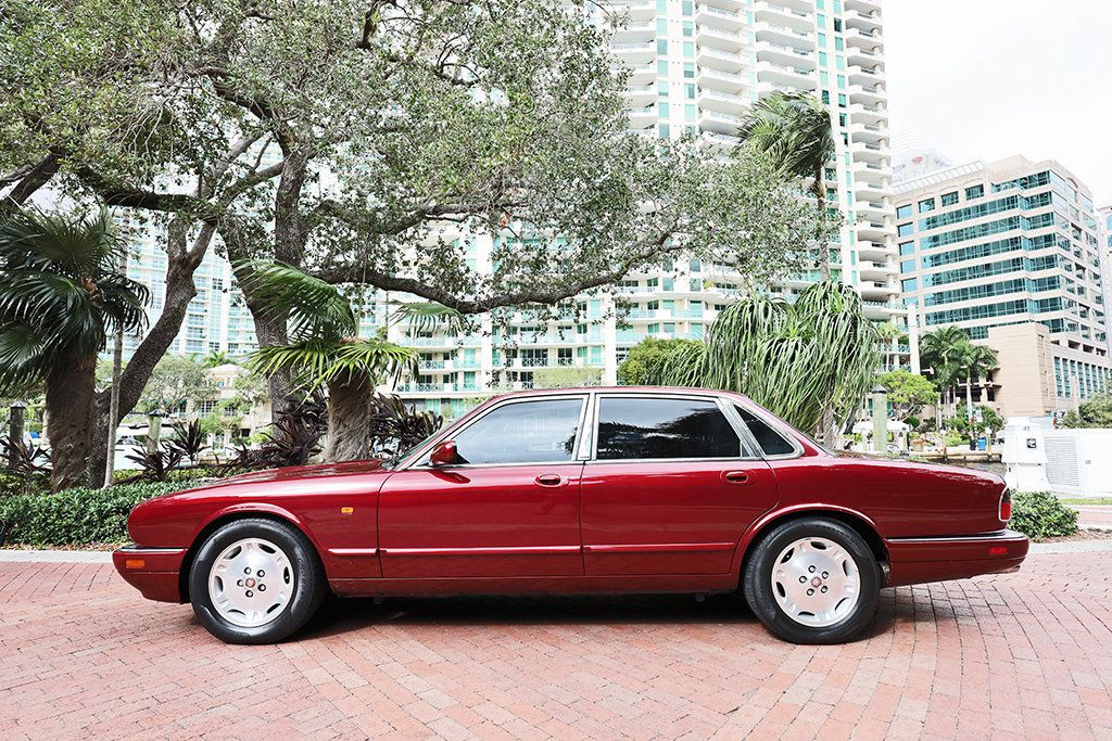 1997 Jaguar XJ 4dr Sedan - 22959972 - 56