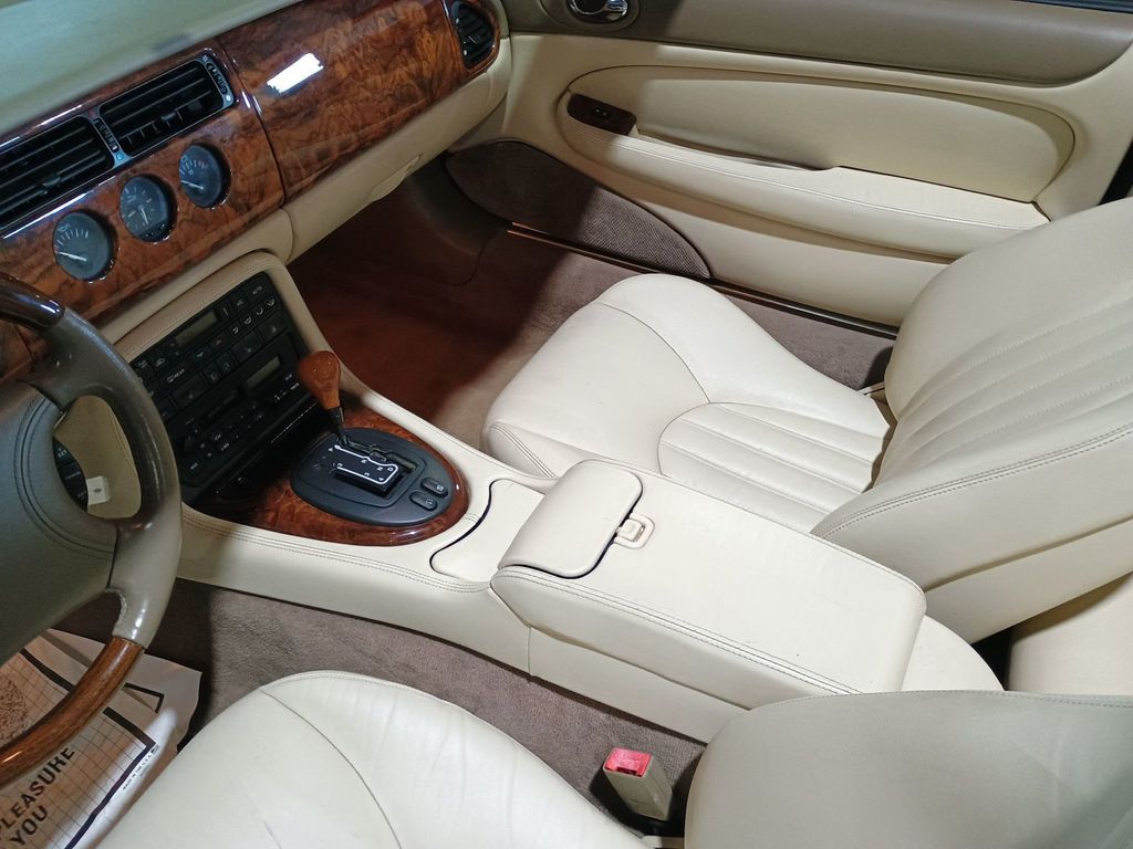 1997 Jaguar XK8 2dr Convertible - 23004610 - 18