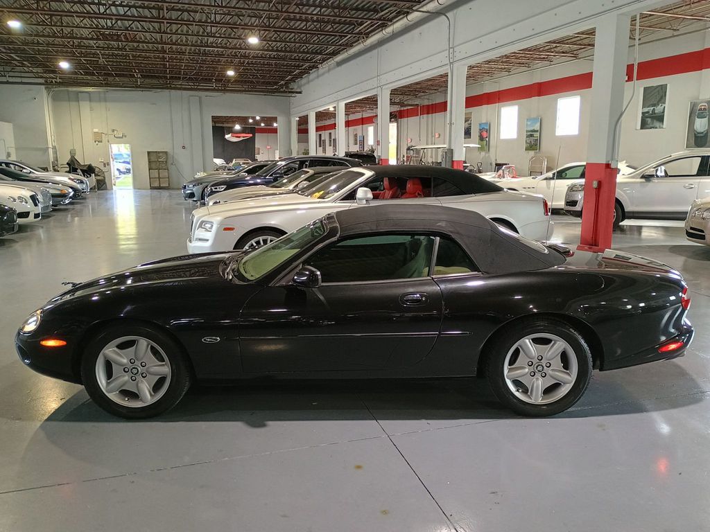 1997 Jaguar XK8 2dr Convertible - 23004610 - 1