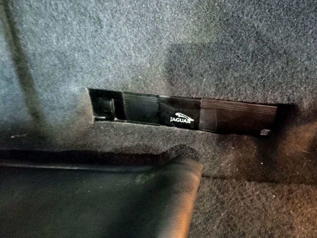 1997 Jaguar XK8 2dr Convertible - 23004610 - 45