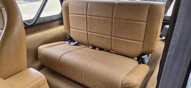 1997 Jeep Wrangler Lifted NEW TIRES 5 Speed MANUAL VERY LOW Miles RARE 615-300-6004 - 22990349 - 15