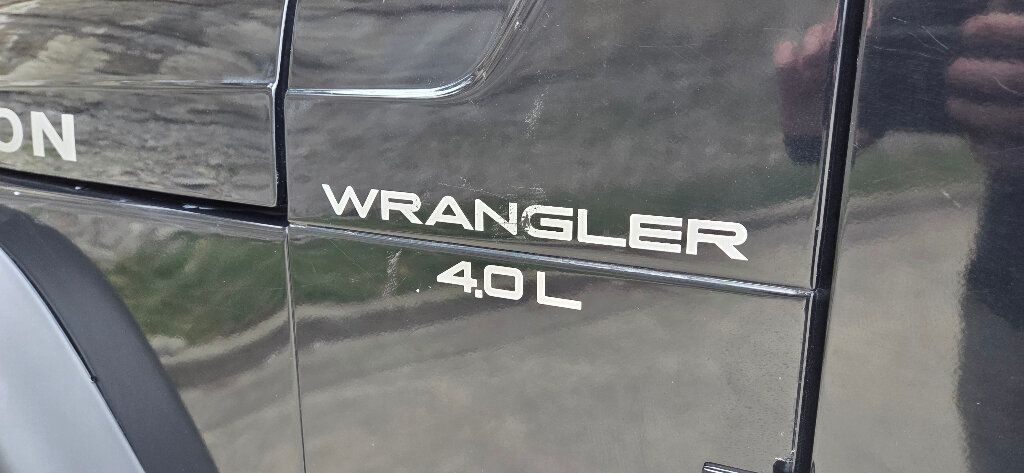 1997 Jeep Wrangler Lifted NEW TIRES 5 Speed MANUAL VERY LOW Miles RARE 615-300-6004 - 22990349 - 23