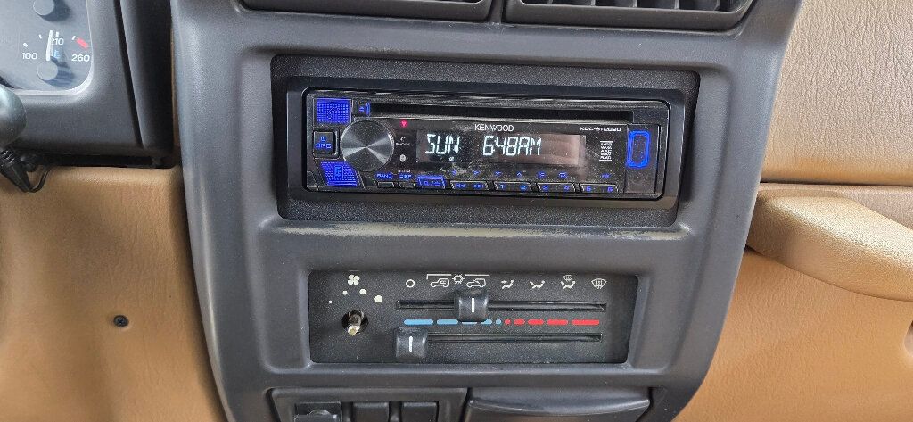 1997 Jeep Wrangler Lifted NEW TIRES 5 Speed MANUAL VERY LOW Miles RARE 615-300-6004 - 22990349 - 26