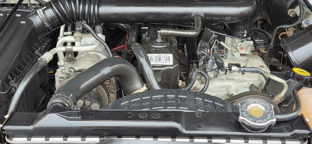 1997 Jeep Wrangler Lifted NEW TIRES 5 Speed MANUAL VERY LOW Miles RARE 615-300-6004 - 22990349 - 31