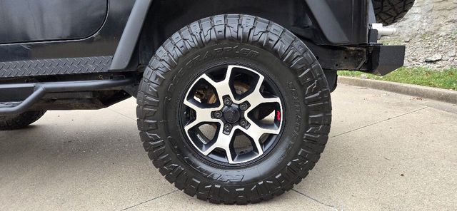 1997 Jeep Wrangler Lifted NEW TIRES 5 Speed MANUAL VERY LOW Miles RARE 615-300-6004 - 22990349 - 36