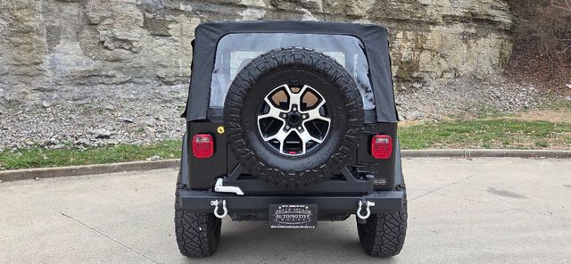 1997 Jeep Wrangler Lifted NEW TIRES 5 Speed MANUAL VERY LOW Miles RARE 615-300-6004 - 22990349 - 5