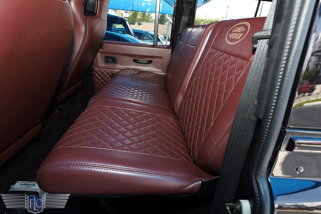 1997 Land Rover Defender 110  - 23082199 - 18