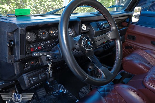 1997 Land Rover Defender 110  - 23082199 - 21