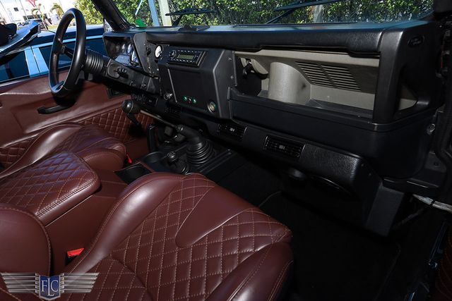 1997 Land Rover Defender 110  - 23082199 - 22