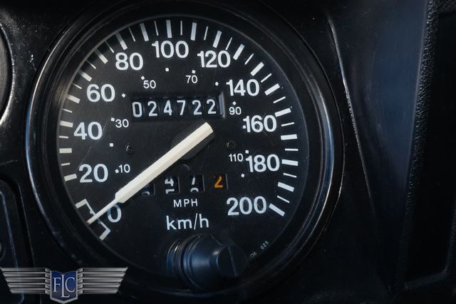 1997 Land Rover Defender 110  - 23082199 - 32