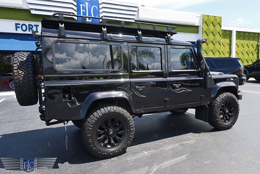 1997 Land Rover Defender 110  - 23082199 - 5