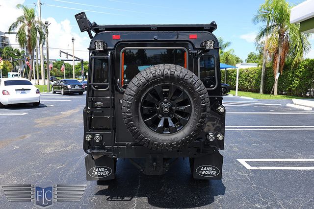 1997 Land Rover Defender 110  - 23082199 - 8