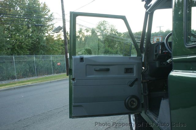 1997 Land Rover Defender 90 2dr Station Wagon Hard-Top ORIGINAL PAINT PRESTINE CONDITION - 15494167 - 9