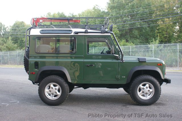 1997 Land Rover Defender 90 2dr Station Wagon Hard-Top ORIGINAL PAINT PRESTINE CONDITION - 15494167 - 3