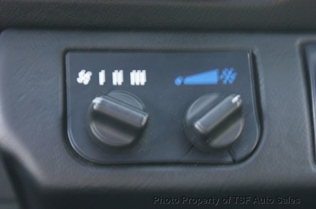 1997 Land Rover Defender 90 2dr Station Wagon Hard-Top ORIGINAL PAINT PRESTINE CONDITION - 15494167 - 40