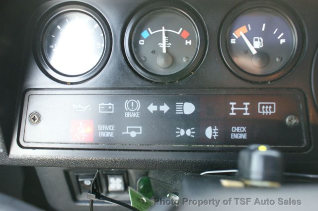 1997 Land Rover Defender 90 2dr Station Wagon Hard-Top ORIGINAL PAINT PRESTINE CONDITION - 15494167 - 44