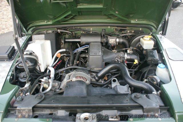 1997 Land Rover Defender 90 2dr Station Wagon Hard-Top ORIGINAL PAINT PRESTINE CONDITION - 15494167 - 69