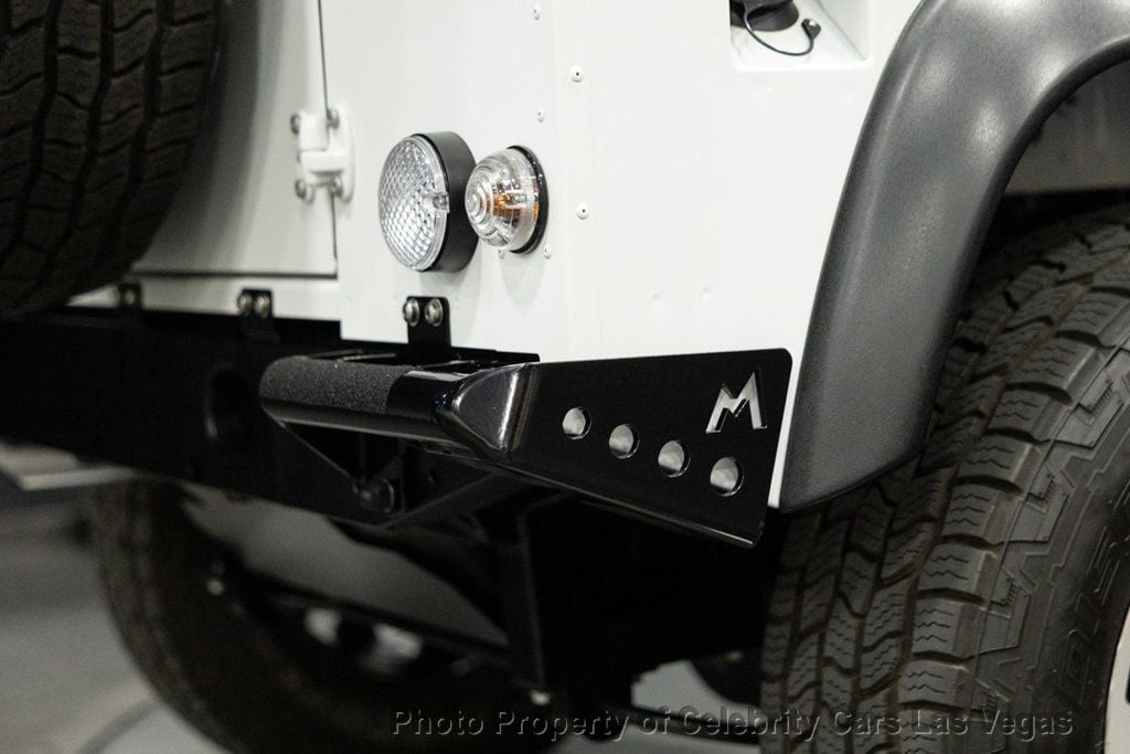 1997 Land Rover Defender 90 6.2L Corvette LT1 V8  - 22984060 - 10