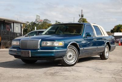1997 Lincoln Town Car