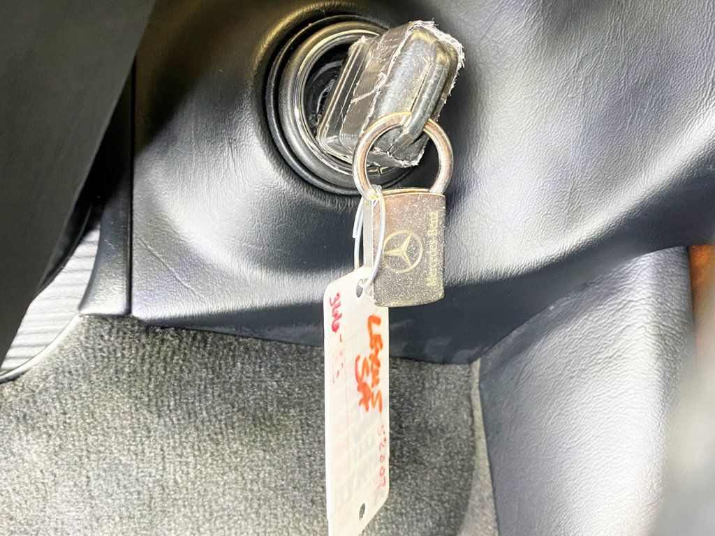 1997 Mercedes-Benz S-Class 1 Owner / Black on Black / Texas car / Low Miles  - 22955354 - 32