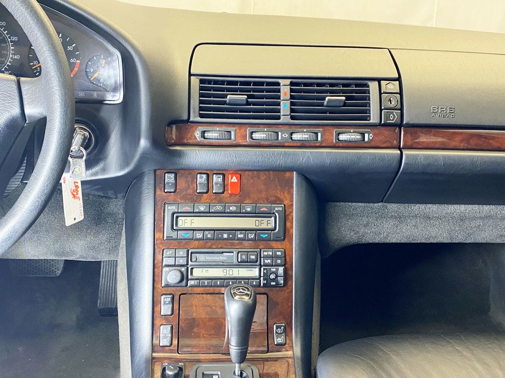 1997 Mercedes-Benz S-Class 1 Owner / Black on Black / Texas car / Low Miles  - 22955354 - 33